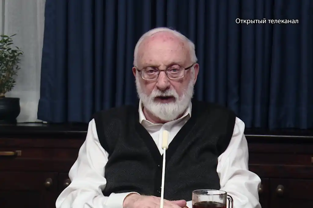 Мы должны принять власть любви