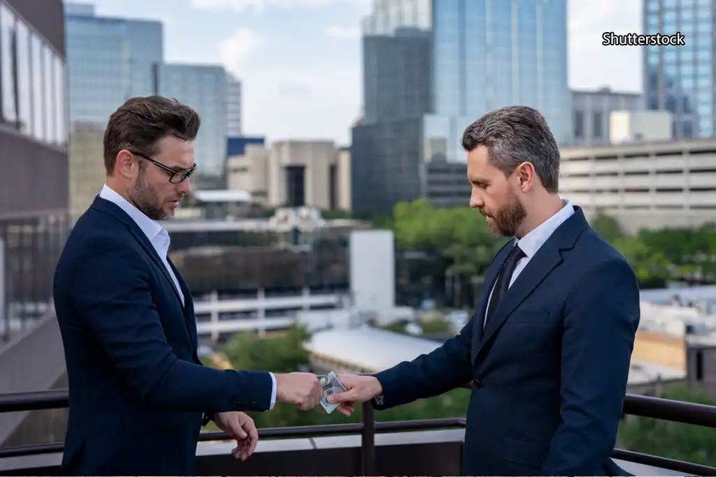 Арбайт махт фрай